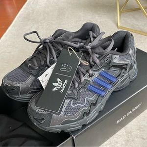 Adidas Bad Bunny Response CL Triple Black M6/W7